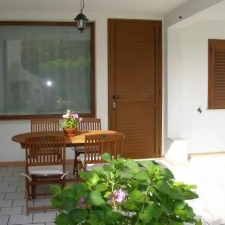 בית נופש Geremeas Country Club *